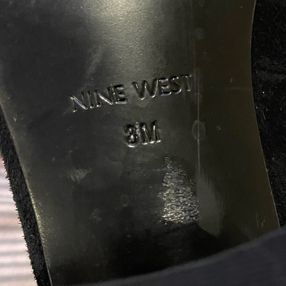 Nine West black suede chunky heel - Picture 5 of 5